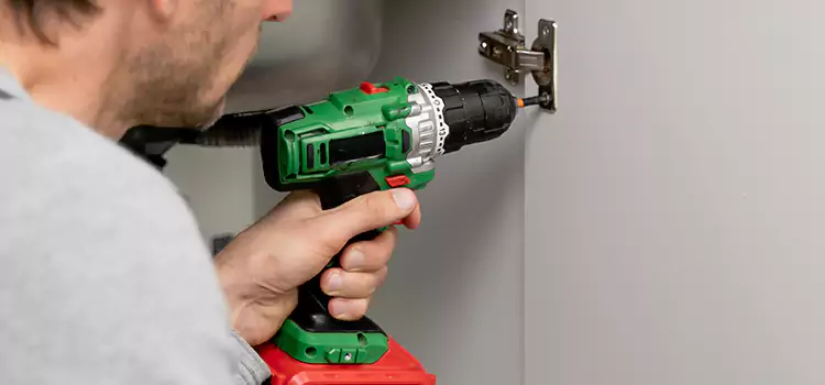 Commercial Door Hinge Repair Los Banos